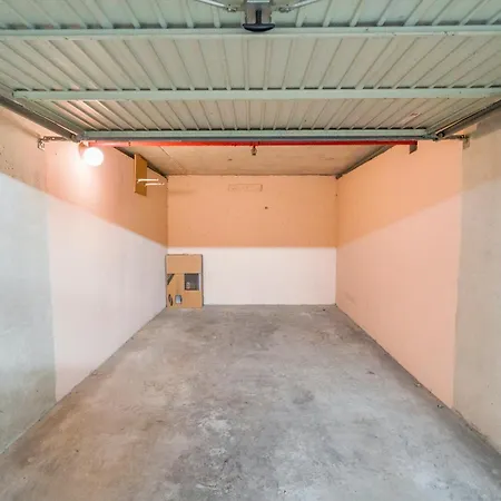 Daire Beautiful Spacious 100m From The With 2 Terraces & Private Garage Box *