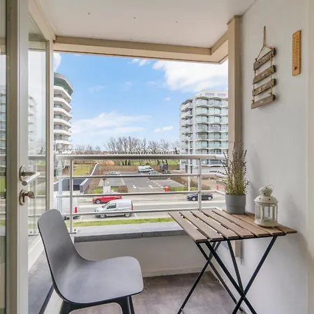 Beautiful Spacious 100m From The With 2 Terraces & Private Garage Box Daire *